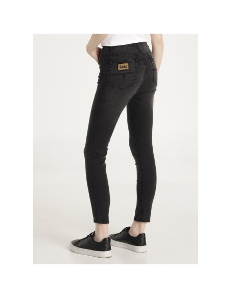 LOIS 201082408_NG JEA (W)