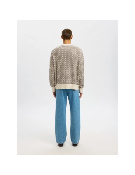 SELECTED 16098359_BE JE (M)