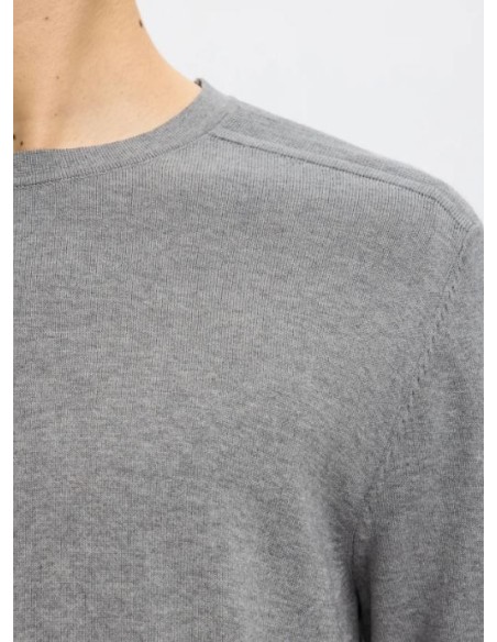 SELECTED 16074682_GR JE (M)