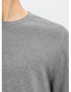 SELECTED 16074682_GR JE (M) 2